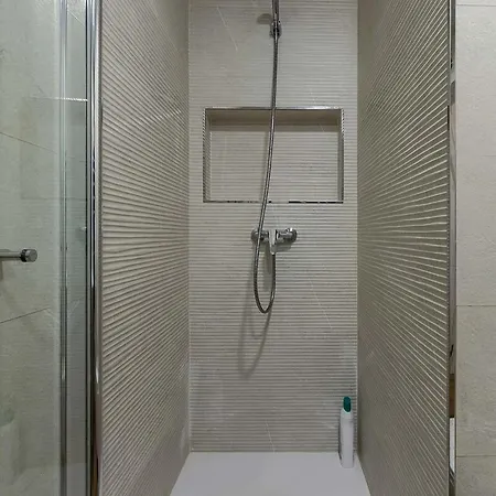Premium Executive Soho Boutique - Center *