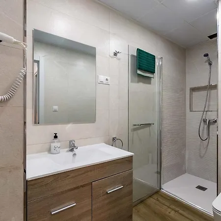 Premium Downtown By Turivida Apartment